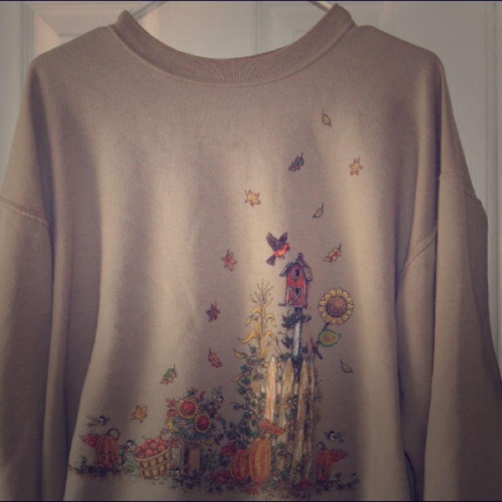Autumn theme vintage sweater 90’s style.